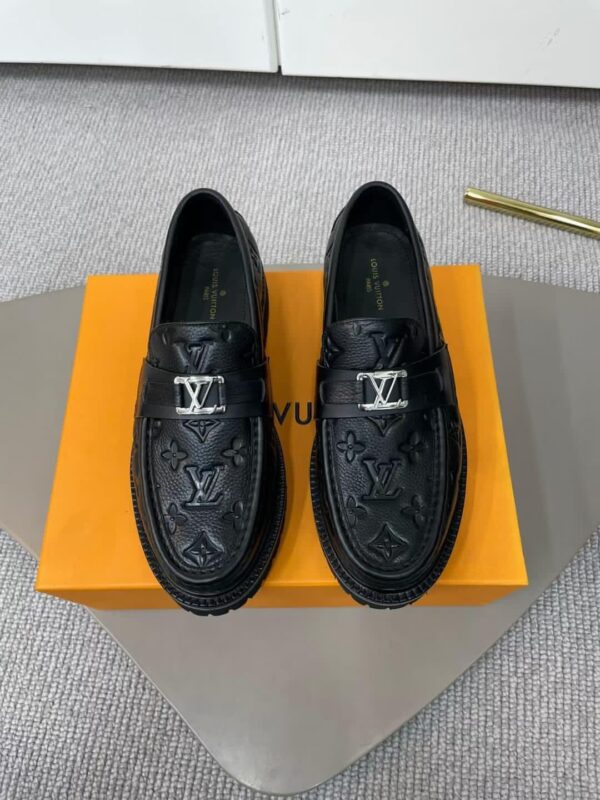 Louis Vuitton Major Loafer