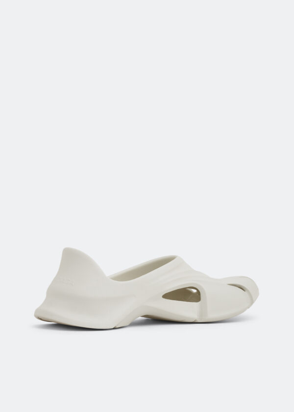 BALENCIAGA Mold Closed Sandals – Image 3