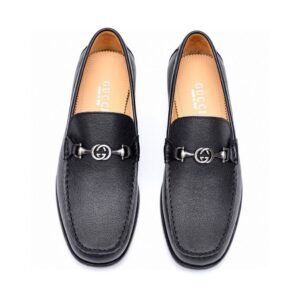 CHAUSSURES GUCCI AVEC MOTIF SIMPLE